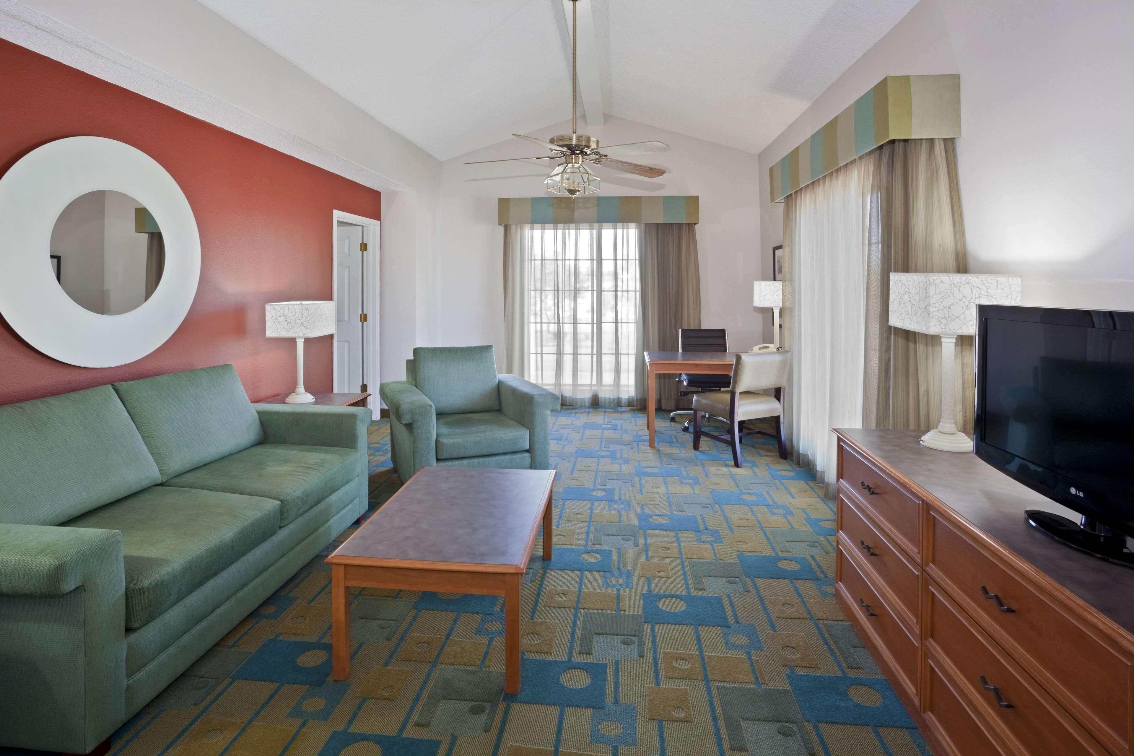 La Quinta Inn By Wyndham Phoenix Sky Harbor Airport Tempe Exterior photo